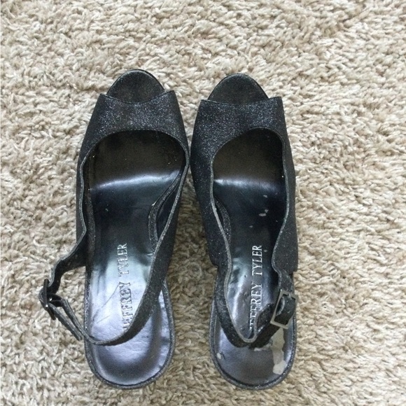 Platform Heels - Picture 14 of 16